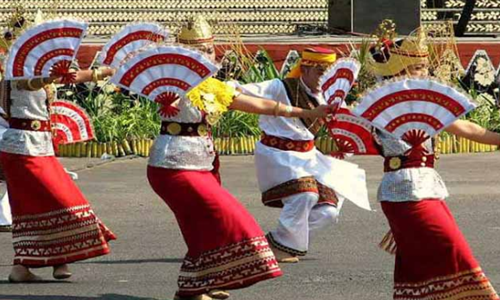 √ 8 Gambar + Nama Tarian Adat Lampung Dan Penjelasannya